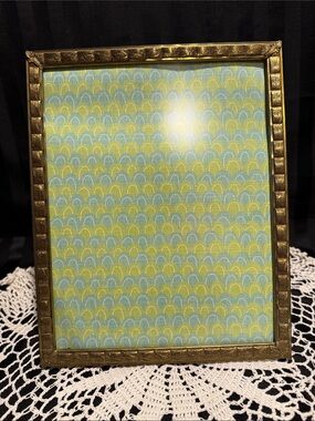 Detailed Vintage Gold-like 8x10 Picture Frame with Velvet-like Back